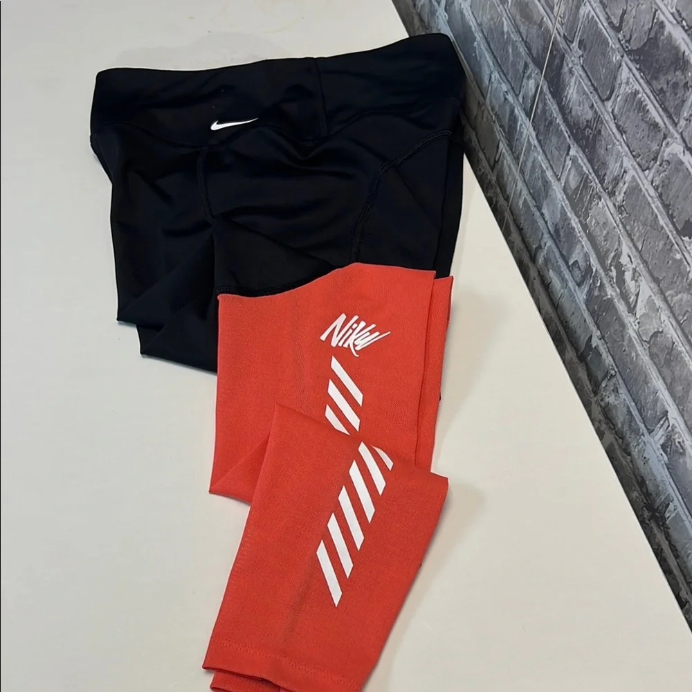 Nike Black & orange Leggings‎